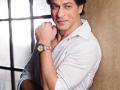 ​चाहत्याने मागितला मोबाईल नंबर! शाहरूख खानने घेतली फिरकी!! - Marathi News | Demanded mobile number! Shah Rukh Khan shot! | Latest filmy News at Lokmat.com