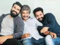 ​ ‘बाहुबली’नंतर एस. एस. राजमौली यांच्या नव्या धमाकेदार चित्रपटाचा टीजर आऊट! ‘या’ दोन सुपरस्टार्सची लागली वर्णी! - Marathi News | After 'Bahubali' S. S. Rajamouli's new bangle film teaser out! 'These two superstars were a lot!' | Latest filmy News at Lokmat.com