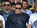 सलमान खानला किमान दोन महिने कारागृहात राहावे लागण्याची शक्यता? - Marathi News | Salman Khan has to stay in jail for at least two months? | Latest filmy News at Lokmat.com