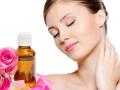 Beauty Tips : ​त्वचेच्या आरोग्यासाठी ‘गुलाब तेल’ गुणकारी ! - Marathi News | Beauty Tips: 'Gulab Oil' is effective for skin health! | Latest beauty News at Lokmat.com