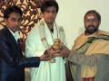 चार दिवसांपासून मंदिरात वास्तव्य करीत आहे ‘हा’ गायक; मात्र लोक अनभिज्ञ! - Marathi News | 'Ha' singer is staying in the temple for four days. But people are ignorant! | Latest filmy News at Lokmat.com