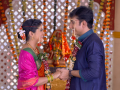 म्हणून झाले देवाशप्पथ मालिकेत श्लोक आणि कुहूचे लग्न   - Marathi News | Thus, in the series of Devasuptha, the marriage of Shloka and Kahu is | Latest filmy News at Lokmat.com
