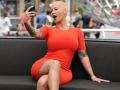 एम्बर रोजने सोशल मीडियापासून घेतला ब्रेक - Marathi News | Amber Rose took a break from social media | Latest filmy News at Lokmat.com