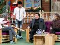 kapil sharma showमध्ये आले ऋषी कपूर आणि नीतू सिंग - Marathi News | KAPIL SHARA SHOW came in with Rishi Kapoor and Neetu Singh | Latest filmy Photos at Lokmat.com