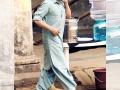शाहरुखचा 'रईस' लूक - Marathi News | Shah Rukh Khan's 'Rais' Look | Latest filmy News at Lokmat.com