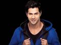 ​वरूण धवन काही दिवसांसाठी ट्विटरवरून असेल गायब! - Marathi News | Varun Dhawan will be on Twitter for a few days! | Latest filmy News at Lokmat.com