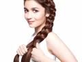 ​फिल्म सेलिब्रिटींनाही ‘वेणी’ची मोहिनी - Marathi News | Film celebrities also love 'Winnie' charm | Latest fashion News at Lokmat.com