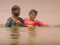 ... आणि असे पार पडले तळ्यातील शूटींग - Marathi News | ... and it was finished shooting in the lake | Latest filmy News at Lokmat.com