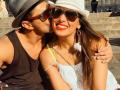 ‘मंकी लव्हर्स’चा रोमँटिक फोटो व्हायरल ! - Marathi News | Monkey lovers romantic photo viral! | Latest filmy News at Lokmat.com