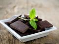 डार्क चॉकेलट खा, निवांत झोपा - Marathi News | Eat dark chocolate, sleep slept | Latest beauty News at Lokmat.com
