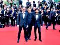 Cannes 2018 : कान्सच्या रेड कार्पेटवर डॅशिंग लूकमध्ये दिसला धनुष; ‘फकीर’ला केले प्रमोट! - Marathi News | Cannes 2018: Bow seen in the Dashing Luc on Cannes's Red Carpet; 'Fakir' promotions made! | Latest filmy News at Lokmat.com