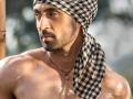 ​बघा : दीलजीतचे ‘मिशन इम्पॉसिबल’ - Marathi News | See: Daljit's 'Mission Impossible' | Latest filmy News at Lokmat.com