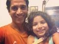 फरहानचा अकिरासोबत सेल्फी! - Marathi News | Selfie with Farhan Akira! | Latest filmy News at Lokmat.com