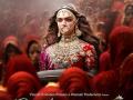 Padmaavat Quick Movie Review: ‘बाहुबली’ची भव्यता गाठणारा ‘पद्मावत’ - Marathi News | Padmaavat Quick Movie Review: Padmavat 'The Power of Bahubali' | Latest filmy News at Lokmat.com
