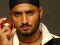 ​ ...आणि हरभजन भडकला - Marathi News | ... and hammer H | Latest fashion News at Lokmat.com