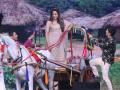 ​शोलेमधील या दृश्याची हेमा मालिनी यांनी केली पुनरावृत्ती - Marathi News | Hema Malini repeated this view of Sholay | Latest filmy News at Lokmat.com