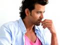 ‘बी’टाऊनच्या सहकाऱ्यांवर हृतिक झाला नाराज ? - Marathi News | Bitwen colleagues angry with Hrithik? | Latest filmy News at Lokmat.com