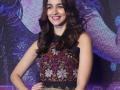 ​आलिया भट्टने मीडियाकडून घेतले ‘प्रेमी’बद्दलचे प्रॉमिस! - Marathi News | Alia Bhatt takes the media for a 'love'! | Latest filmy News at Lokmat.com