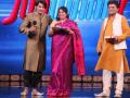 अन् करणवीर बोहराच्या आईच्या डोळ्यात तरळले अश्रू - Marathi News | Tears tears in the eyes of Karanveer Bohra's mother | Latest filmy News at Lokmat.com