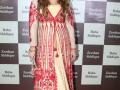SEE PICS : ​युलिया वेंटरचा सलमान ‘खानदान’सोबत इफ्तार! - Marathi News | SEE PICS: Yuliya Venter's Salman with 'Khanadan' iftar! | Latest filmy News at Lokmat.com