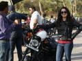 बकेट लिस्टच्या शूटदरम्यान माधूरीची बाईक रायडिंग - Marathi News | Madurai's bike ride during the bucket list shoots | Latest filmy News at Lokmat.com