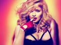 मॅडोना मॉडेलच्या प्रेमात - Marathi News | In love with the Madonna model | Latest fashion News at Lokmat.com