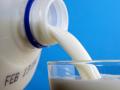 उत्तम स्वास्थ्यासाठी प्या थंड दूध! - Marathi News | Drink cool milk for better health! | Latest fashion News at Lokmat.com
