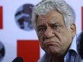 ​ ओम पुरींच्या नावाने भलतीच व्यक्ती चालवत होती twitter अकाऊंट!! - Marathi News | Om Puri's name was running in the name of twitter account !! | Latest filmy News at Lokmat.com