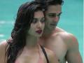 Bigg Boss11:प्रियांक शर्माच्या गर्लफ्रेंडने शेअर केले रोमँटीक फोटो - Marathi News | Bigg Boss11: Romantic photos shared by Priyank Sharma's girlfriend | Latest filmy News at Lokmat.com