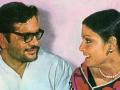 ​या कारणामुळे गुलजार आणि राखी यांच्यात आला होता दुरावा - Marathi News | Due to this reason, Gulzar and Rakhi came in the opposite | Latest filmy News at Lokmat.com