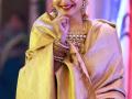 जेव्हा रेखा यांनी स्वतःविषयी केला होता हा मोठा खुलासा? - Marathi News | Was this a great revelation when Rekha did about himself? | Latest filmy News at Lokmat.com
