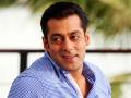सलमान खान इतका स्वस्त नाही असं विधान कुणी आणि का केलं? - Marathi News | Who said that Salman Khan was not so cheap? | Latest filmy News at Lokmat.com