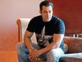 'BeingSmart' : सलमान खान लॉन्च करणार स्मार्टफोन! - Marathi News | 'BeingSmart': Smartphone to launch Salman Khan! | Latest filmy News at Lokmat.com