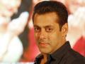 दबंग सलमान खान कोणावर चिडला ? - Marathi News | Dabangg Salman Khan angry with whom? | Latest filmy News at Lokmat.com