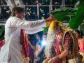 प्रेयसी सामंथा रूथसोबत लग्नाच्या पवित्र बंधनात अडकला नागार्जुनचा मुलगा नागा चैतन्य, पहा फोटो! - Marathi News | Naga Chaitanya, son of Agarkar Nagarjuna, in the sacred bond of marriage with beloved Samantha Ruth! | Latest filmy News at Lokmat.com