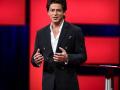 ​शाहरूख खान सांगतोय ही आहे माझ्या जीवनातील सर्वात मोठी कमाई - Marathi News | Shahrukh Khan is saying that this is the biggest earn of my life | Latest filmy News at Lokmat.com
