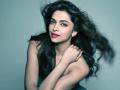 ​प्रियांका चोप्राला मागे टाकत दीपिका बनली सर्वात मादक आशियाई महिला ! - Marathi News | Priyanka Chopra leads Deepika into becoming the most sexy Asian woman! | Latest filmy News at Lokmat.com