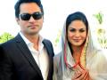 पाकिस्तानी अभिनेत्री वीणा मलिकने दिला पती असद खटकला घटस्फोट - Marathi News | Pakistani actress Veena Malik gave divorce to husband Asad Khatk | Latest filmy News at Lokmat.com