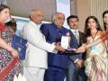 65th National Film Awards 2018 : बोनी कपूर, जान्हवी कपूर, अक्षय खन्ना यांनी स्वीकारले पुरस्कार, पाहा फोटो! - Marathi News | 65th National Film Awards 2018: Boney Kapoor, Jhanwi Kapoor, Akshay Khanna Award, Award photo! | Latest filmy News at Lokmat.com