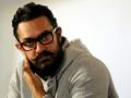 तर हे बघून आमिर खान निवडतो चित्रपट - Marathi News | So, Amir Khan chooses movies | Latest filmy News at Lokmat.com