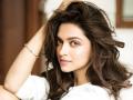 ​दीपिका पादुकोण थकलीयं फार! पण का? - Marathi News | Deepika Padukone very tired! But why? | Latest filmy News at Lokmat.com