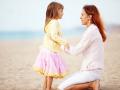मुलांना दररोज सांगा या काही बाबी - Marathi News | Speak to the children everyday | Latest fashion News at Lokmat.com