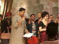 अक्षय कुमार आणि मौनी रॉय यांच्या चित्रपटाच्या सेटवरील फोटो लीक! - Marathi News | Photo leak of Akshay Kumar and Munni Roy's film set! | Latest filmy News at Lokmat.com