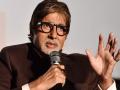 ​अमिताभ म्हणतात, बच्चन कुटुंबिय सर्वसामान्यांसारखेच - Marathi News | Amitabh says that Bachchan family is just like ordinary people | Latest filmy News at Lokmat.com