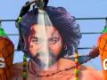 SEE PIC : प्रेक्षकांनी राजा अमरेंद्र बाहुबलीचा केला दुग्धाभिषेक !! - Marathi News | SEE PIC: Audacity of King Amarendra Bahubali's Danghdhishek !! | Latest filmy News at Lokmat.com