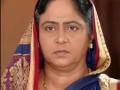 ​तुझ्यात जीव रंगला या मालिकेतील गोदाक्कांचा म्हणजेच छाया सांगावकर यांचा खऱ्या आयुष्यातील फोटो पाहून तुम्हाला बसेल आश्चर्याचा धक्का - Marathi News | You will be surprised to see the real life photos of Godavakaka, which is the color of life in you. | Latest filmy News at Lokmat.com
