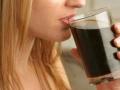 HEALTH : ​उन्हाळ्यात कोल्ड्रिंक्स पिताय, सावधान ! - Marathi News | HEALTH: Coldrin's father in the summer, be careful! | Latest health News at Lokmat.com