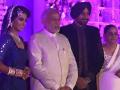 हरभजनच्या रिसेप्शनला चार चाँद - Marathi News | Harbhajan's reception has four moons | Latest fashion News at Lokmat.com
