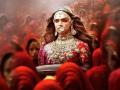 ​२५ नाही २४ जानेवारीलाच प्रदर्शित होणार ‘पद्मावत’! वाद पुन्हा एकदा सर्वोच्च न्यायालयात!! - Marathi News | 25 'Padmavat' will be displayed on January 24! Supreme Court again in court | Latest filmy News at Lokmat.com