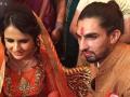 ​बास्केटबॉल खेळाडू प्रतिमासोबत ईशांत शर्माचा साखरपुडा - Marathi News | Ishant Sharma's box with a basketball player image | Latest fashion News at Lokmat.com